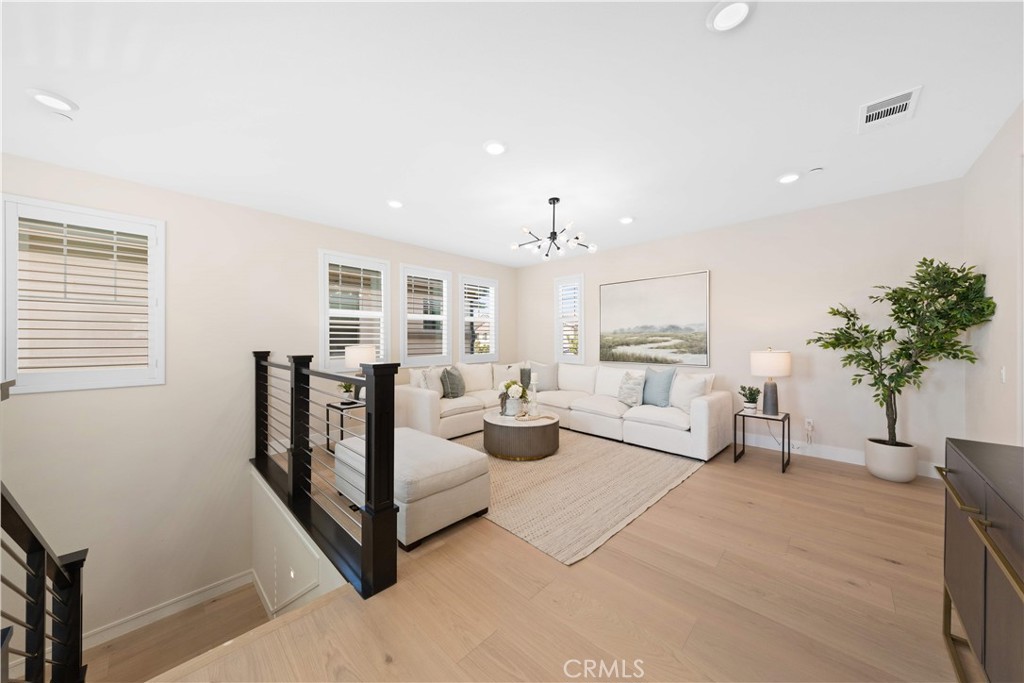 60 Harlow Property Photo 35