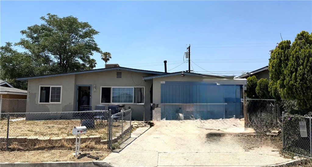1263 N Phillips Property Photo 10