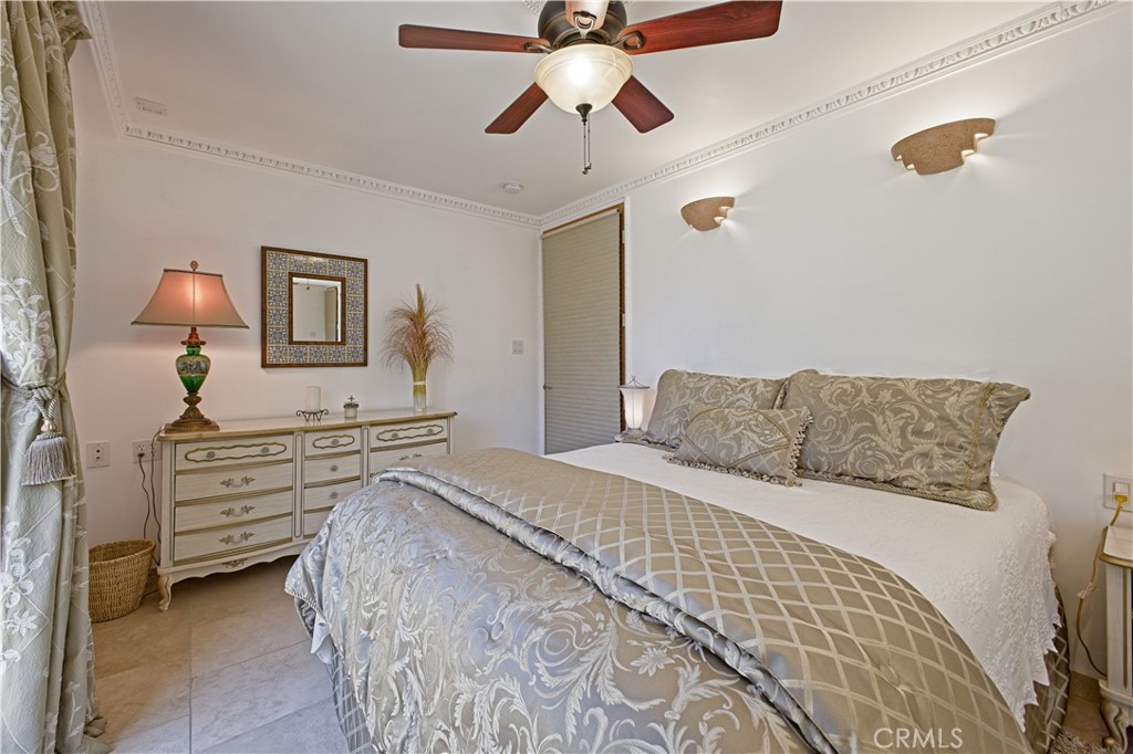 17392 Los Alisos Property Photo 36