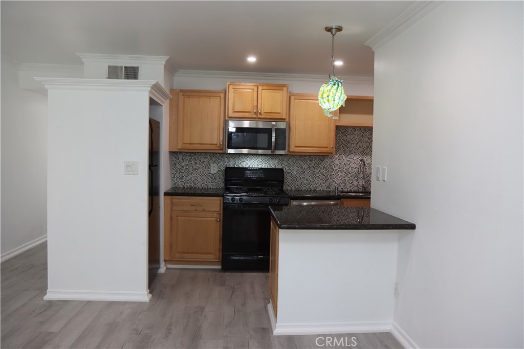 604 Sunfish Way Property Photo 4