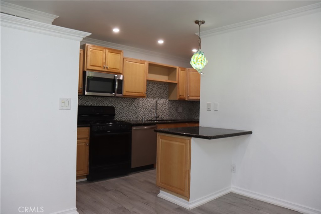 604 Sunfish Way Property Photo 5