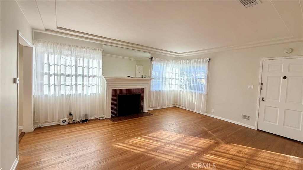 1745 Wellesley Avenue Property Photo 12