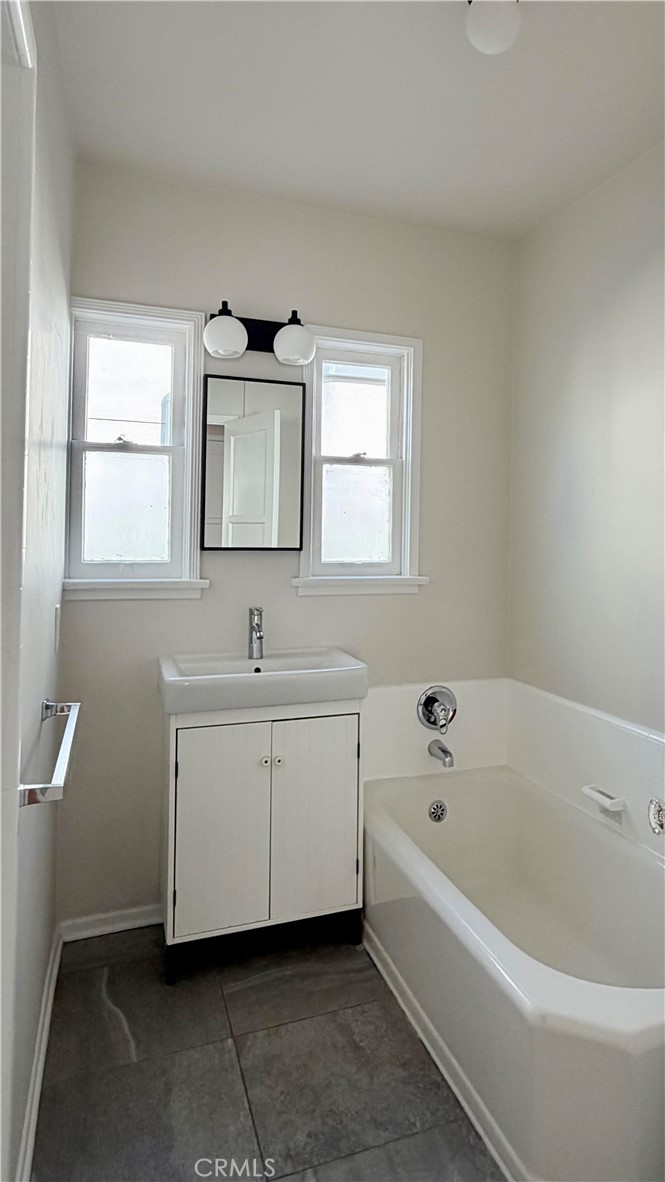 1745 Wellesley Avenue Property Photo 15