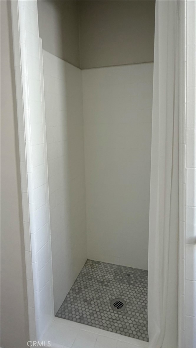 1745 Wellesley Avenue Property Photo 16