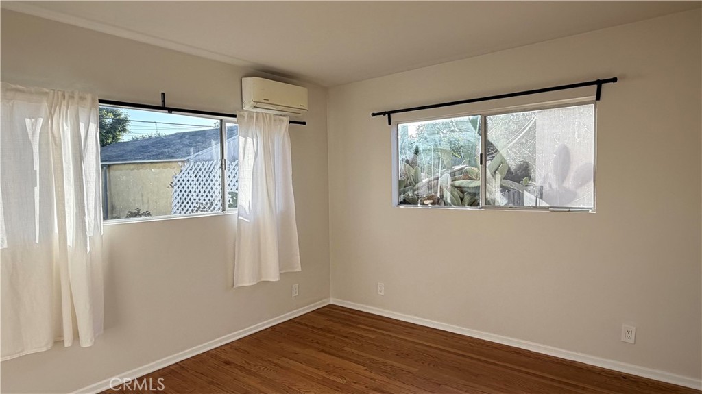1745 Wellesley Avenue Property Photo 19