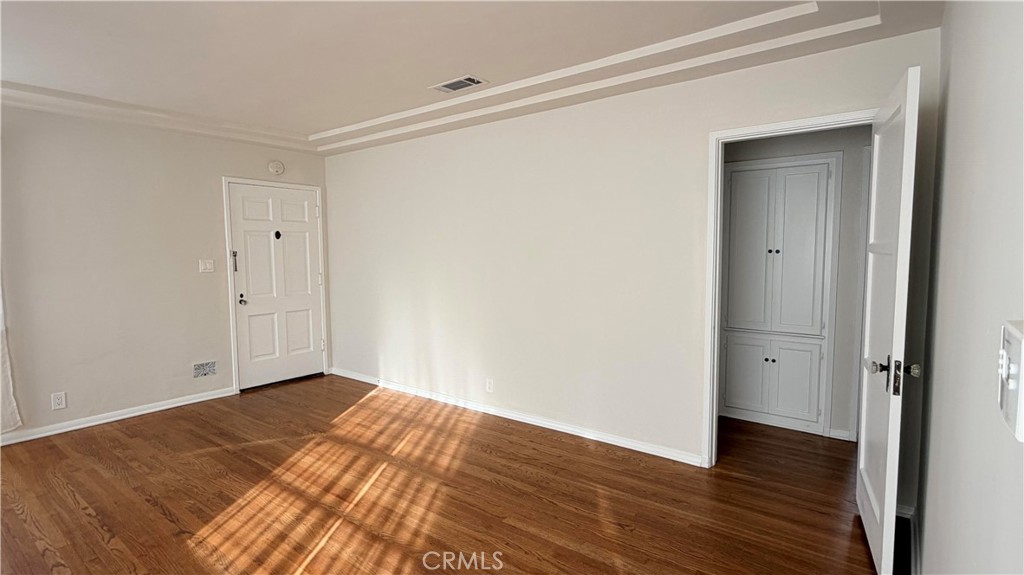 1745 Wellesley Avenue Property Photo 23