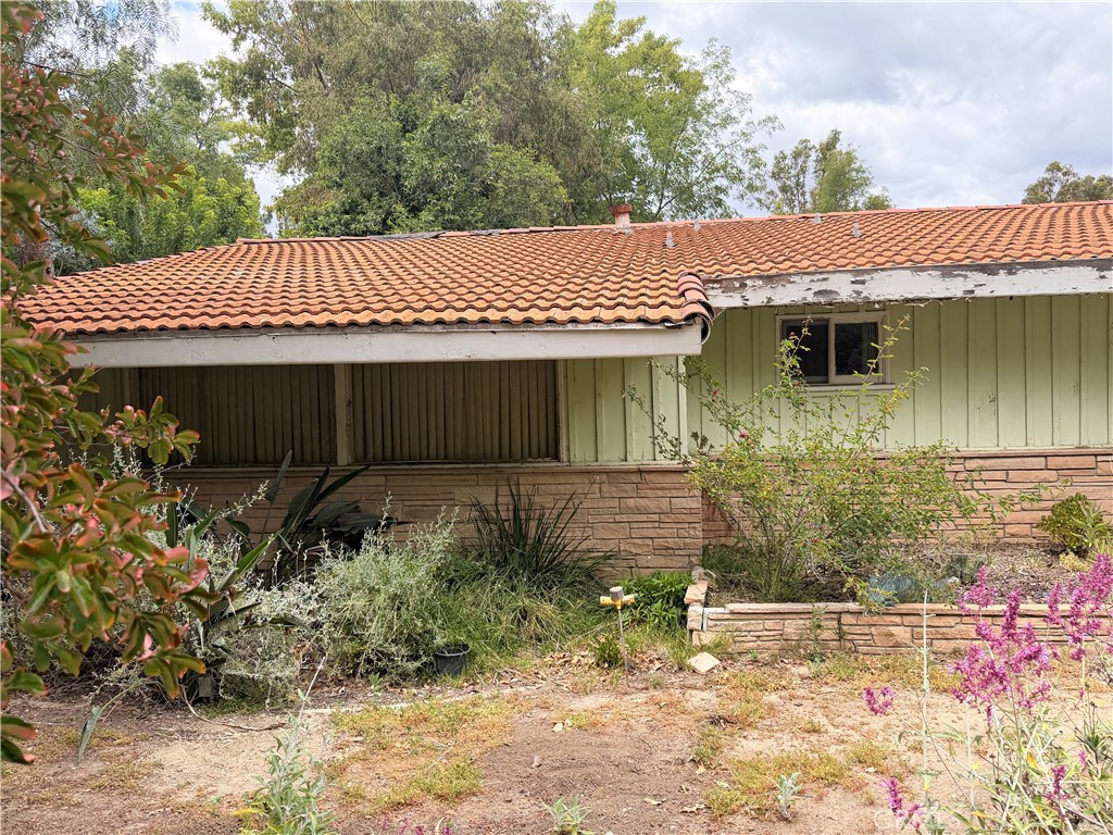 9931 Highcliff Property Photo 3