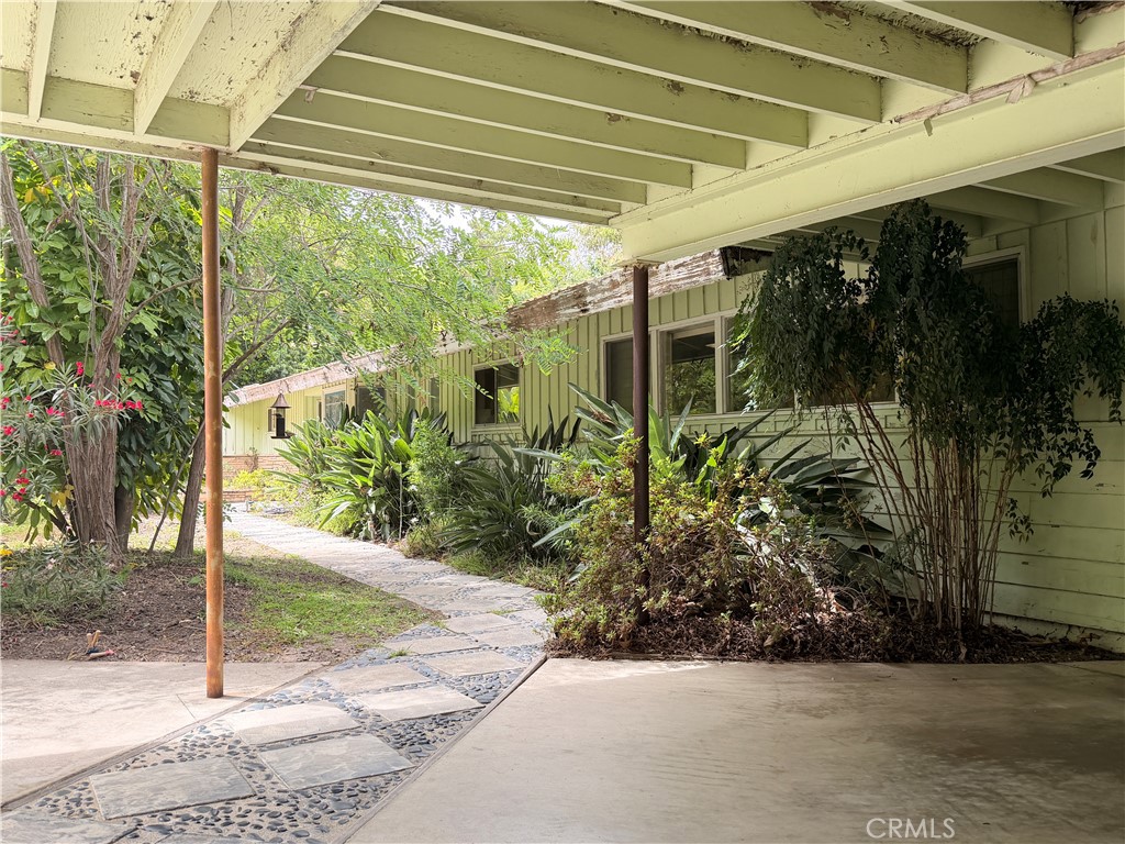 9931 Highcliff Property Photo 10