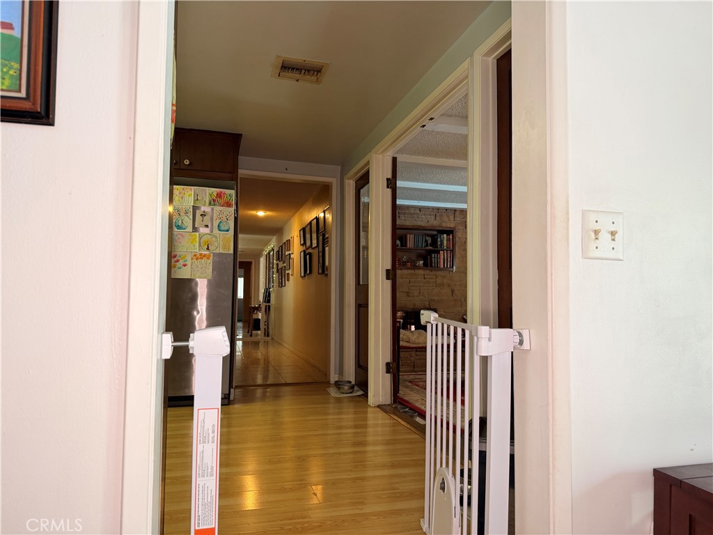 9931 Highcliff Property Photo 17