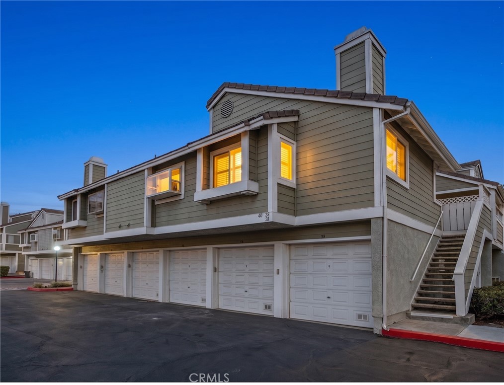 40 Hollyhock Property Photo 1