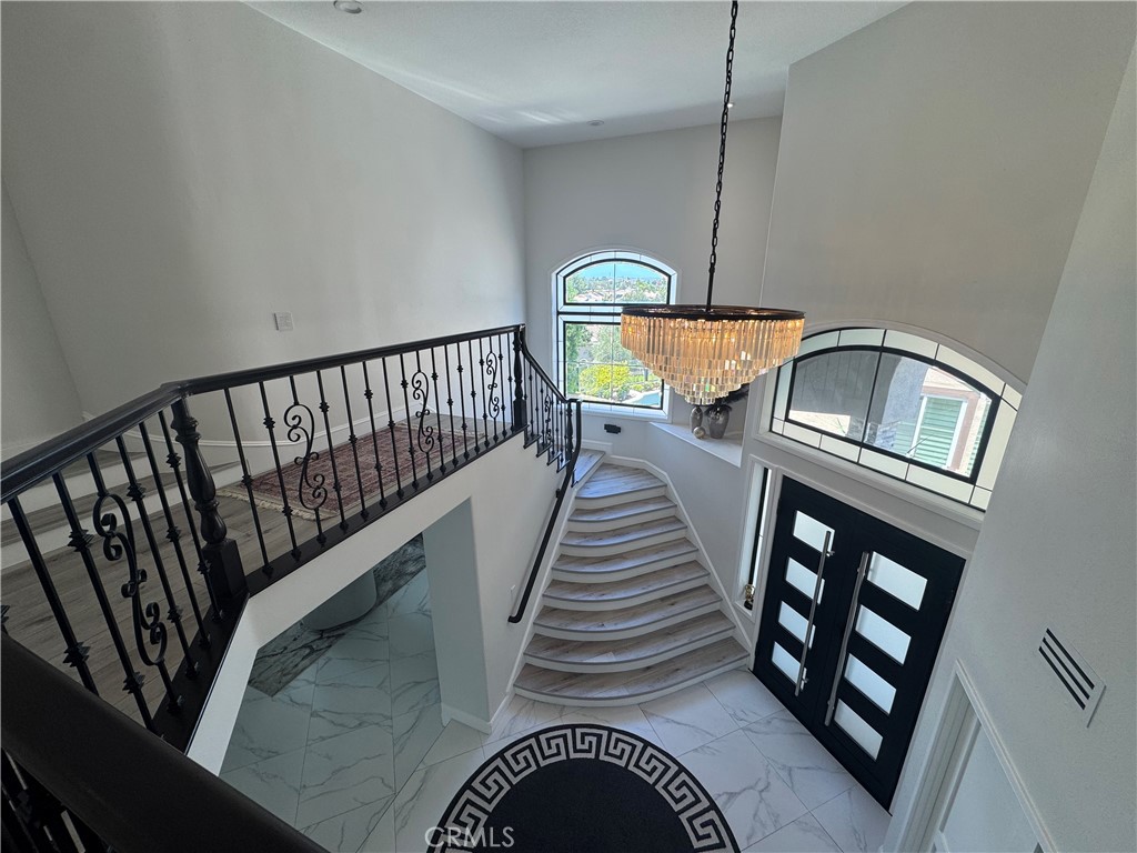 27190 S Ridge Property Photo 6