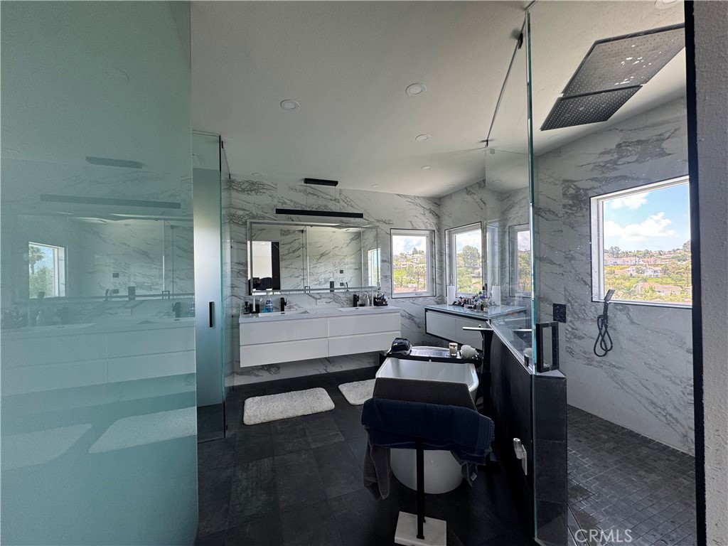 27190 S Ridge Property Photo 43