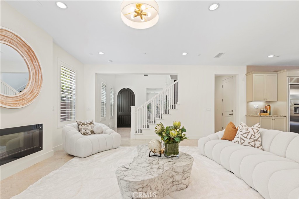 68 Gainsboro Property Photo 12
