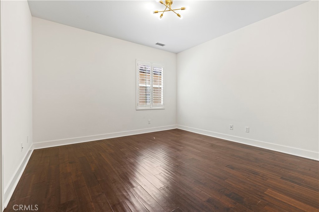 68 Gainsboro Property Photo 43