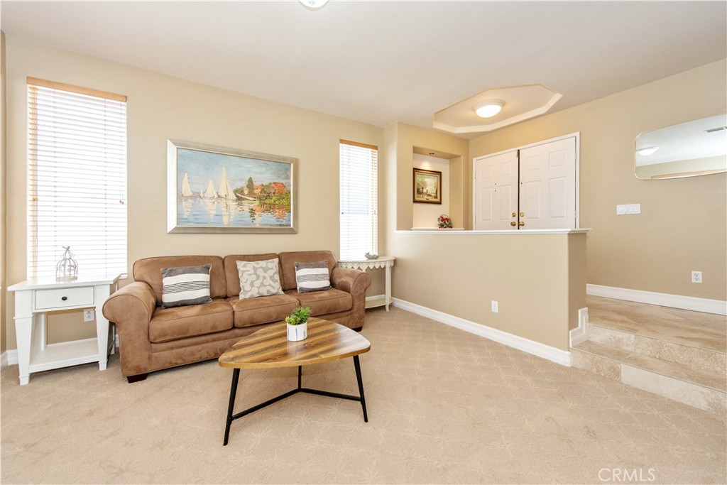 6 Marseille Property Photo 3