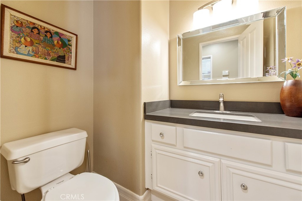 6 Marseille Property Photo 11