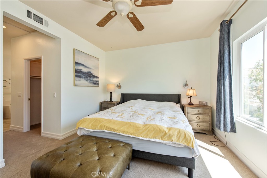 6 Marseille Property Photo 25