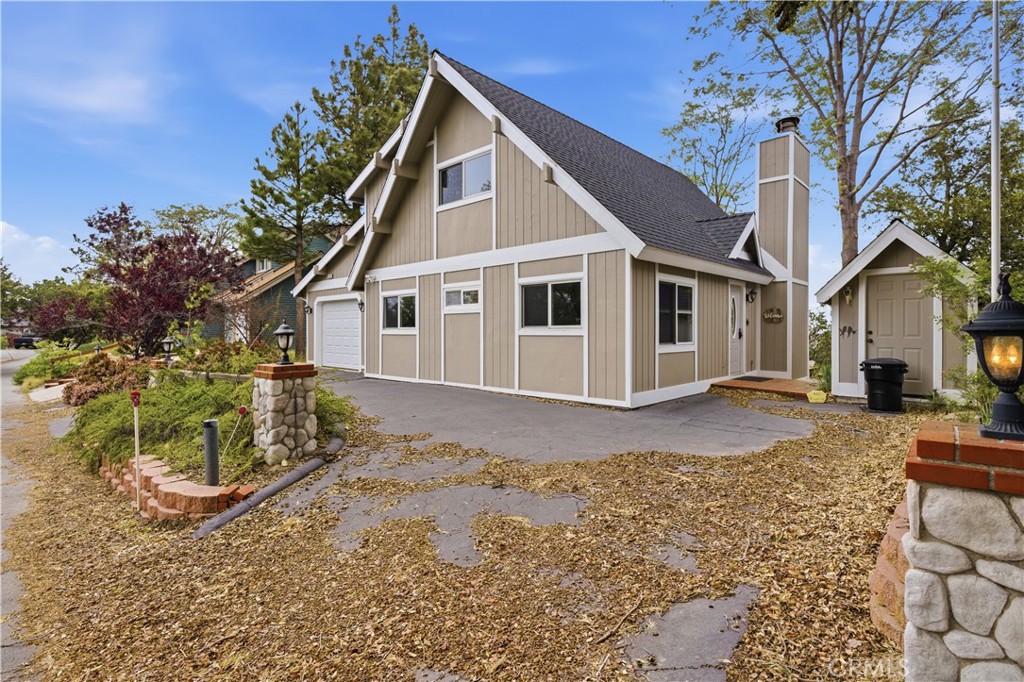 1170 Klondike Property Photo 3