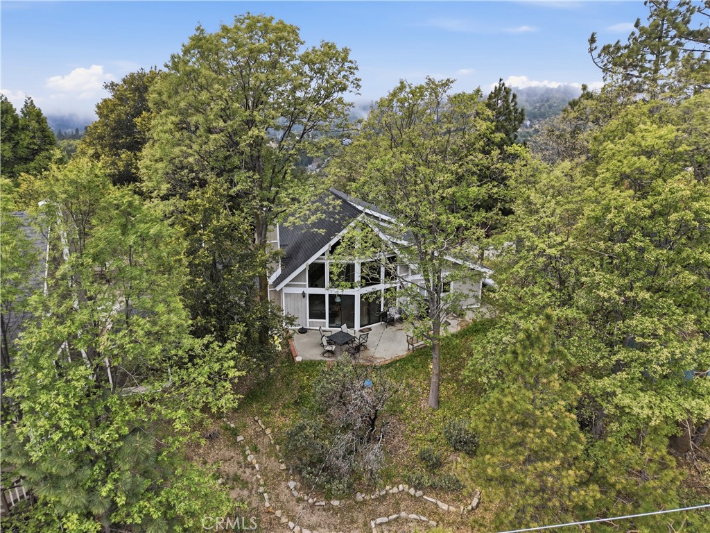 1170 Klondike Property Photo 5