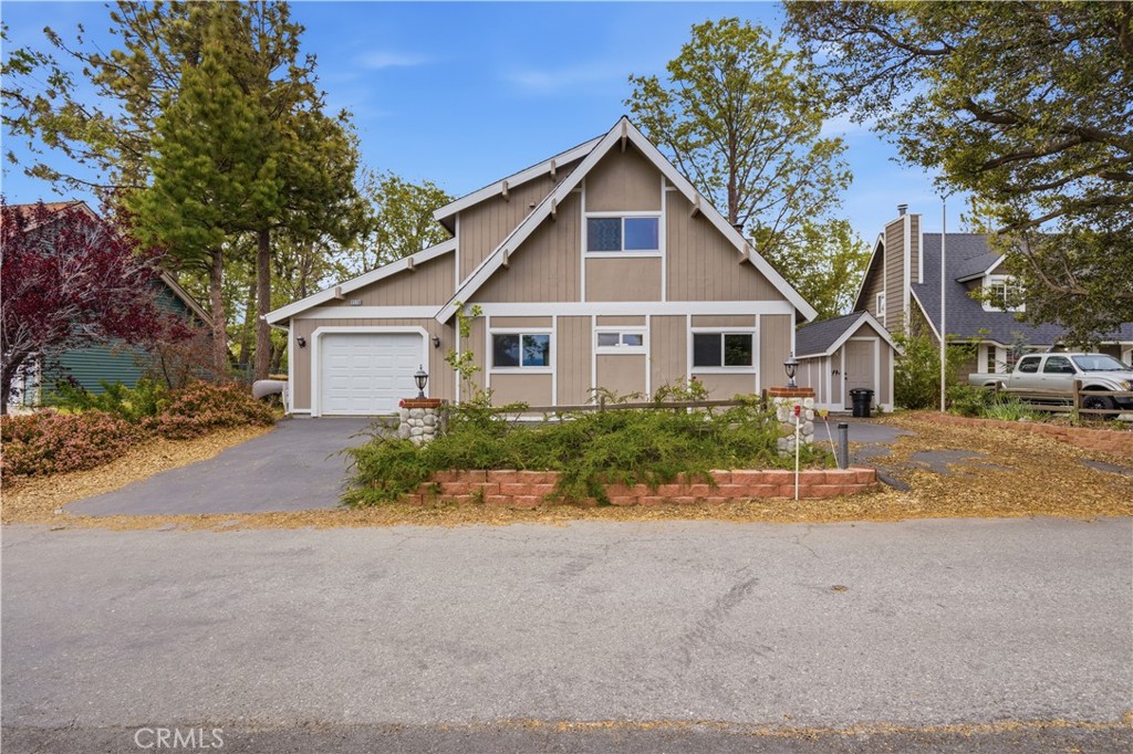 1170 Klondike Property Photo 7