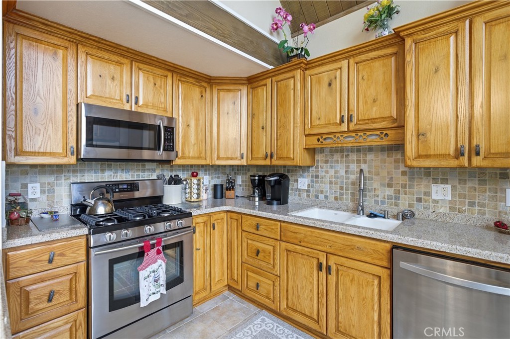 1170 Klondike Property Photo 19