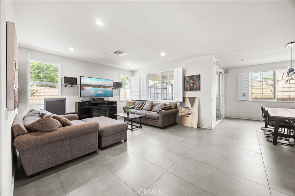 2934 S Via Belamaria Property Photo 10
