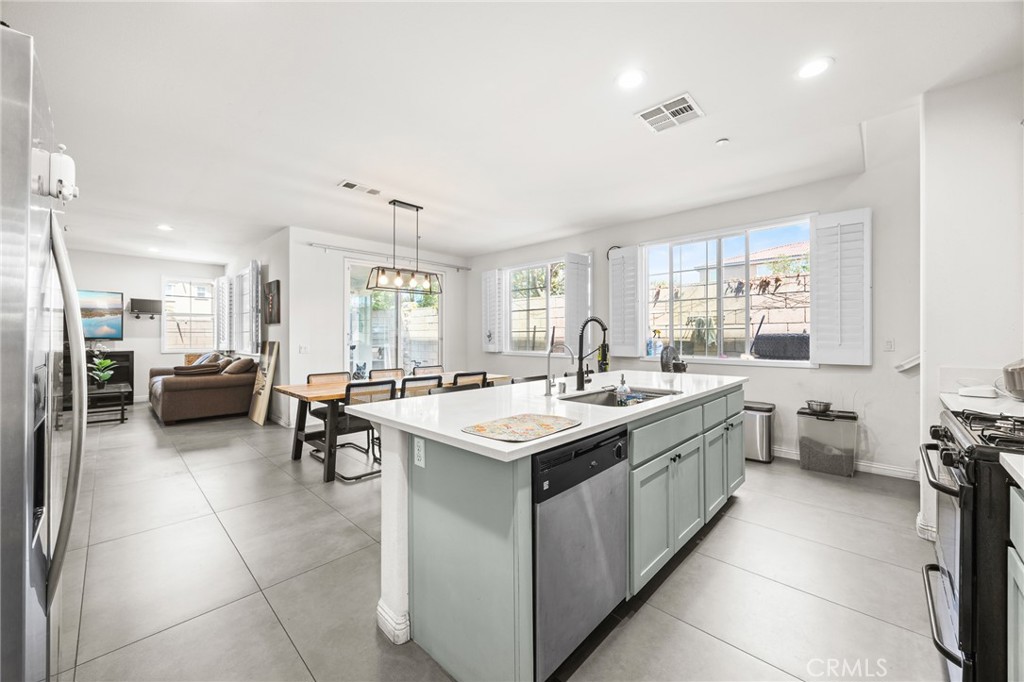 2934 S Via Belamaria Property Photo 17