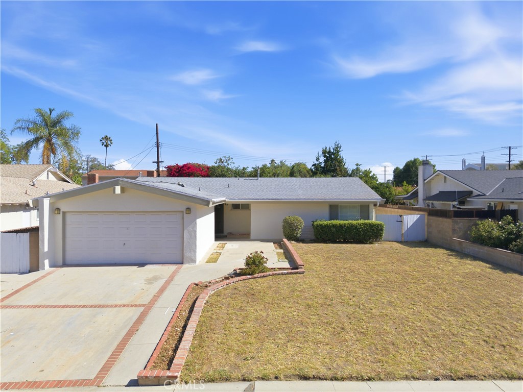 16938 Itasca Street Property Photo 3