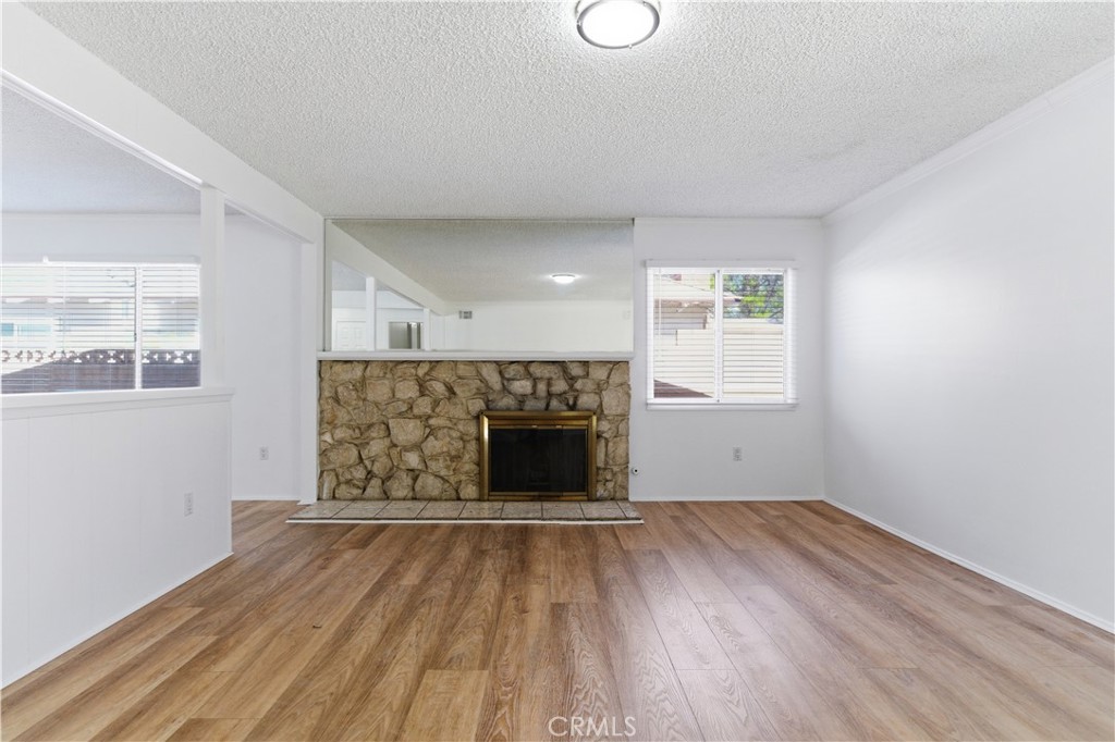 16938 Itasca Street Property Photo 8