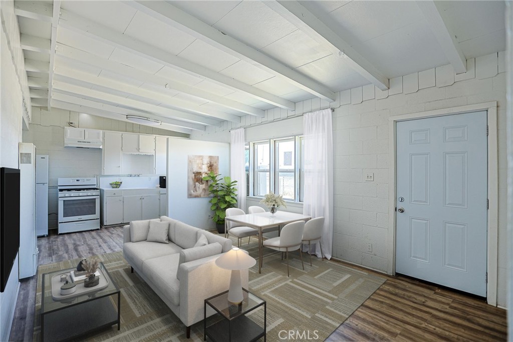 11389 Lee Property Photo 2