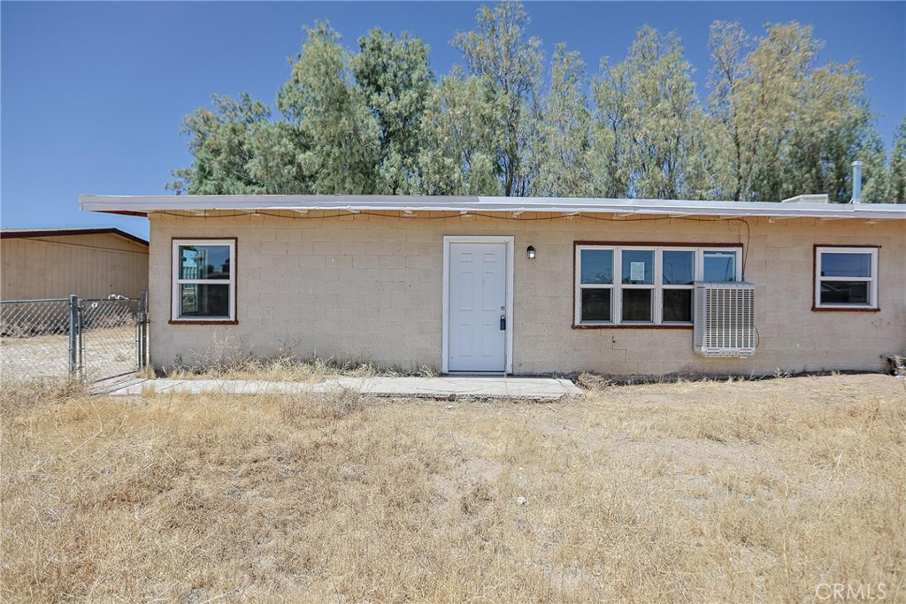 11389 Lee Property Photo 11