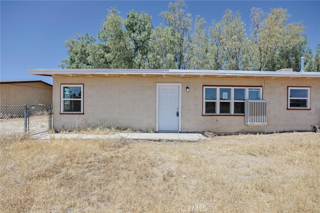 11389 Lee Property Photo 11