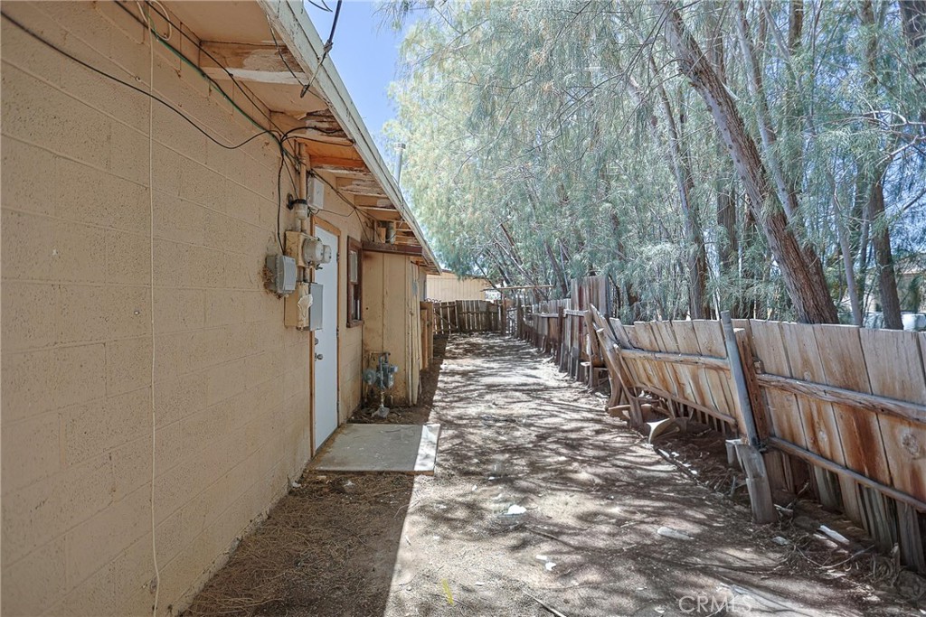 11389 Lee Property Photo 23