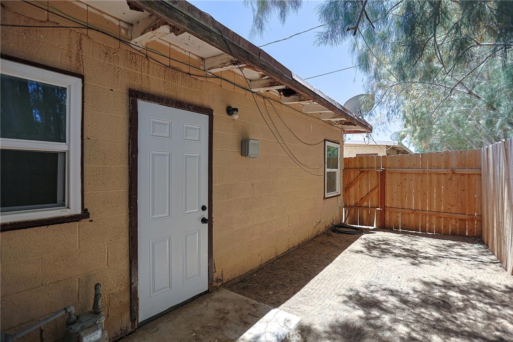 11389 Lee Property Photo 33