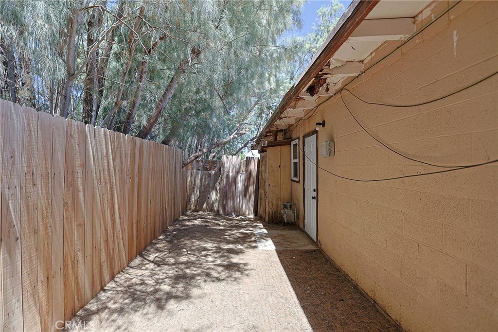 11389 Lee Property Photo 34