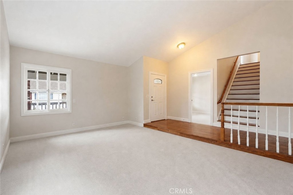 38 Golden Star Property Photo 7