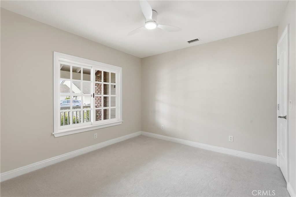 38 Golden Star Property Photo 9