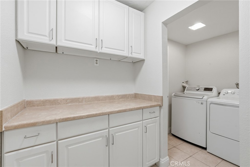 38 Golden Star Property Photo 28