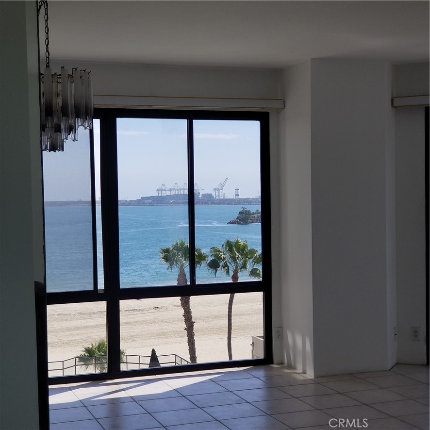1310 E Ocean 405 Property Photo 11
