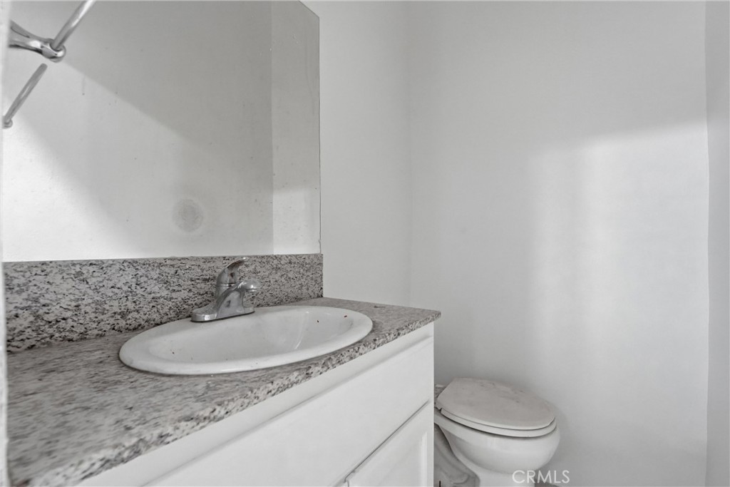 11317 Atlantic Property Photo 20