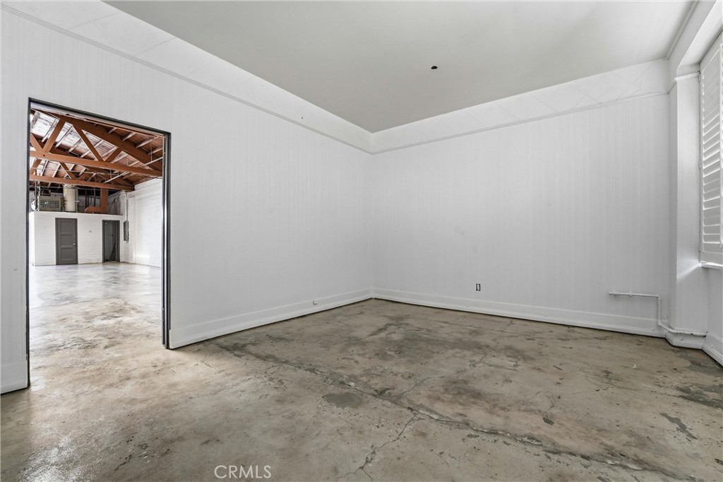 11317 Atlantic Property Photo 21