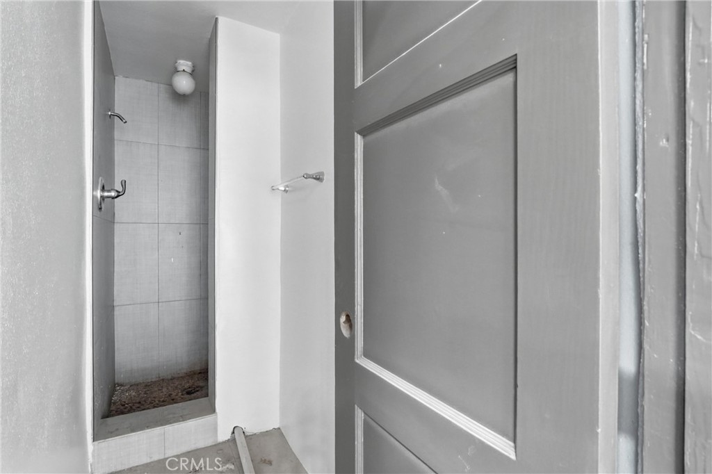 11317 Atlantic Property Photo 24
