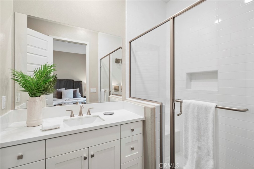 157 Crossover Property Photo 22