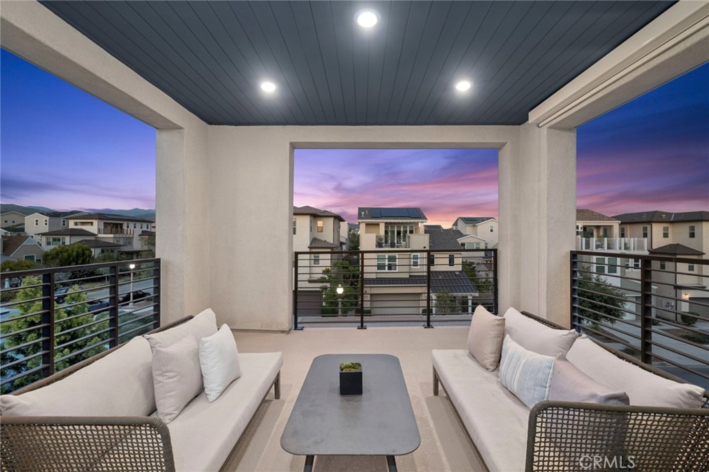 157 Crossover Property Photo 37