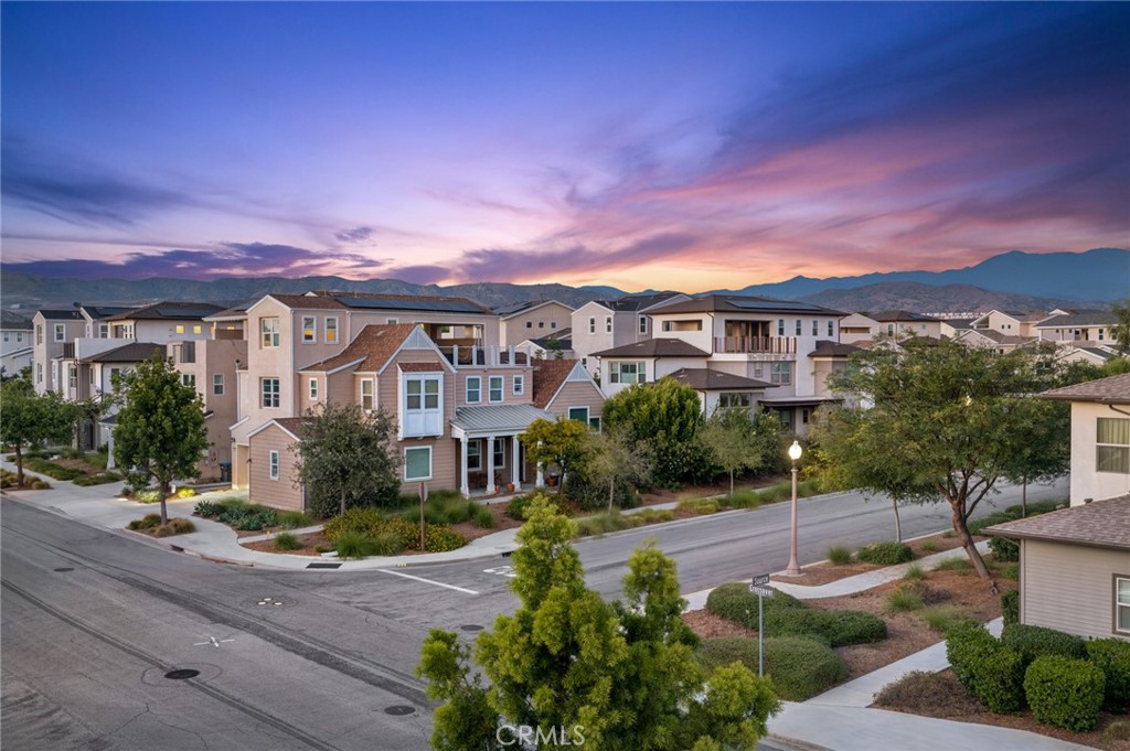 157 Crossover Property Photo 39
