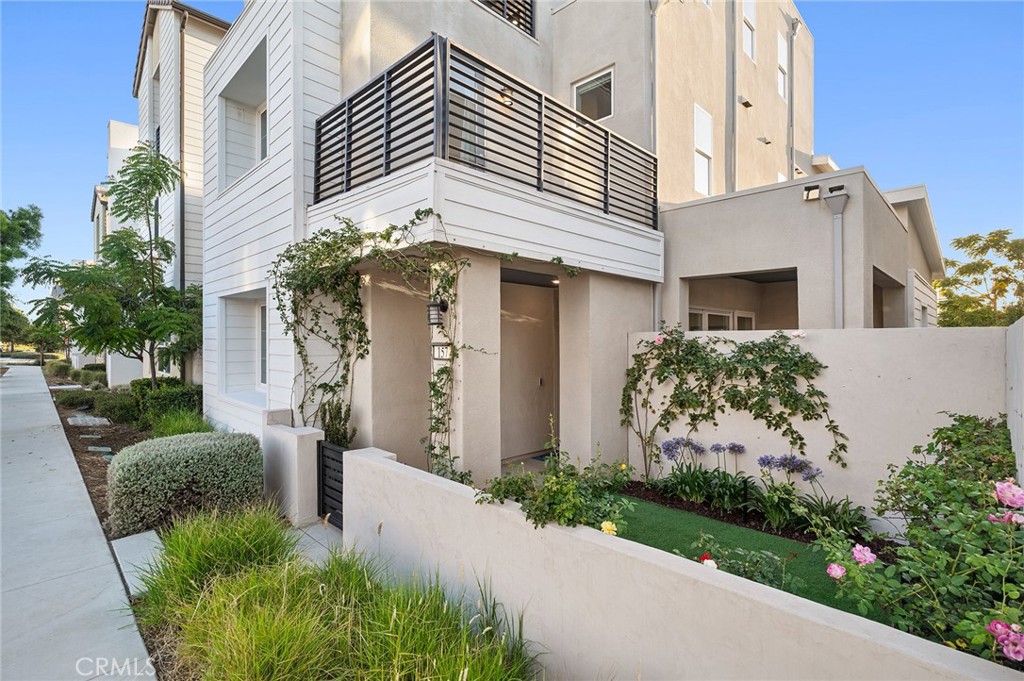 157 Crossover Property Photo 43