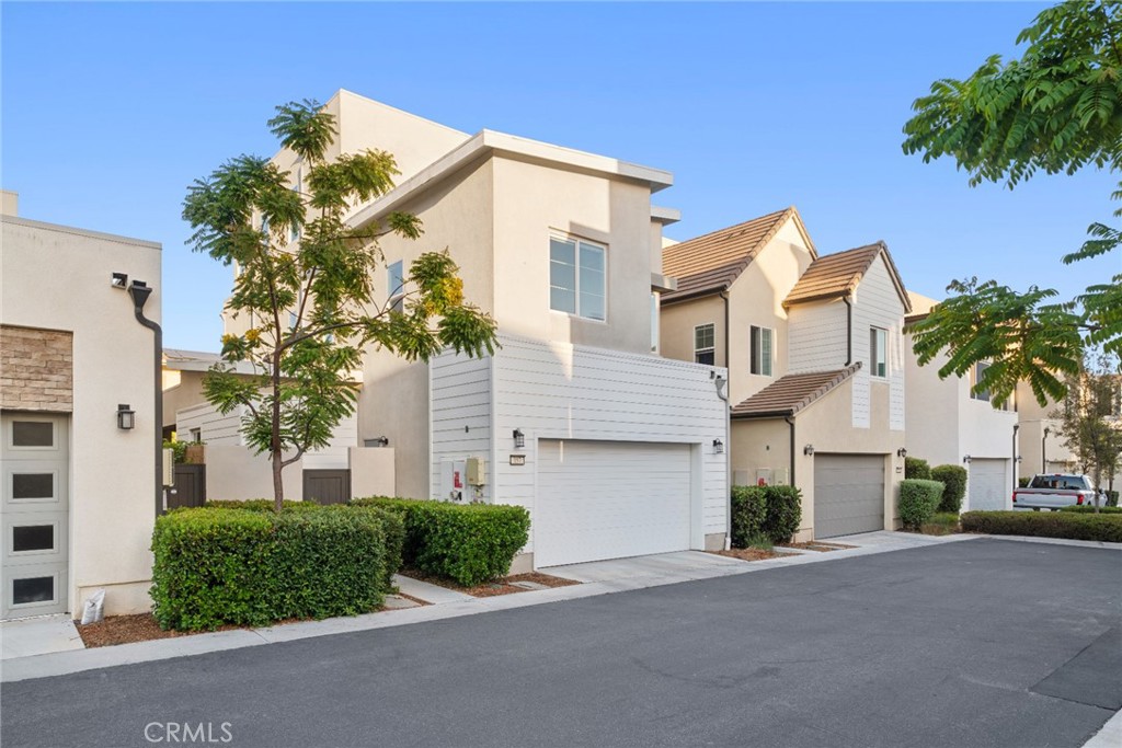 157 Crossover Property Photo 44