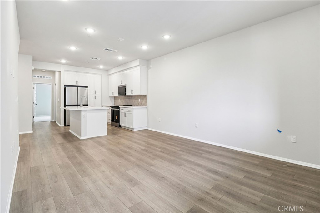 407 Lotus Drive Property Photo 3