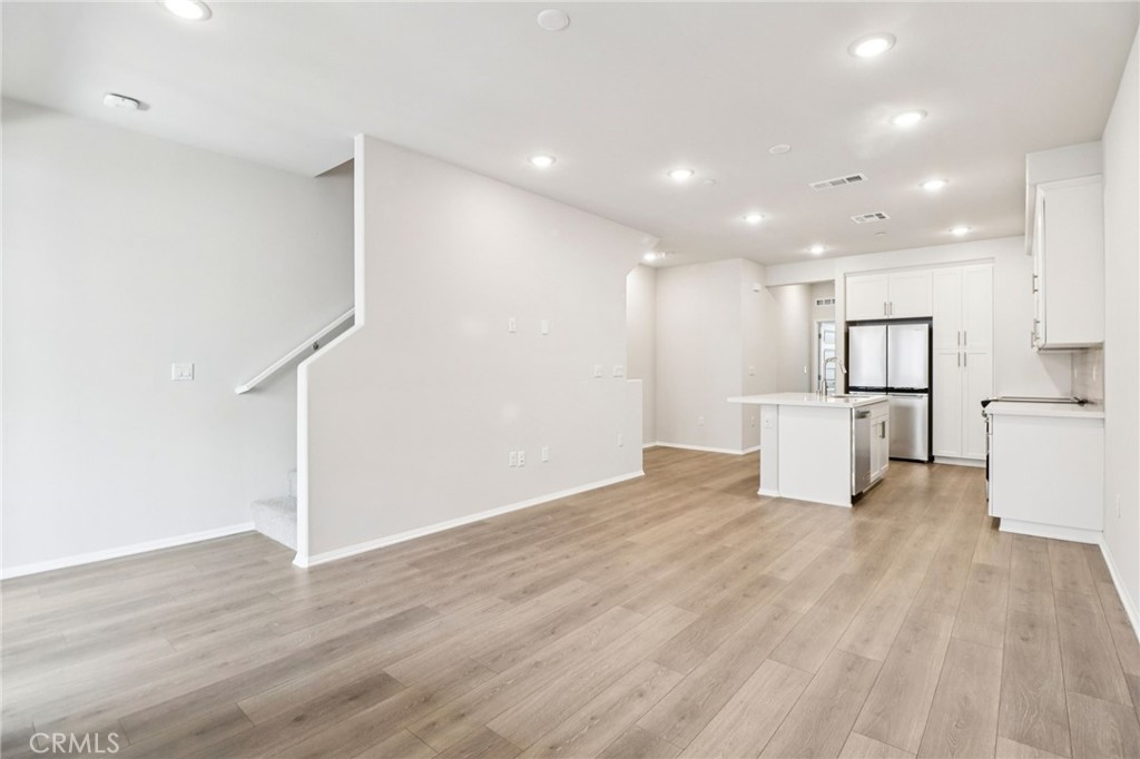 407 Lotus Drive Property Photo 4
