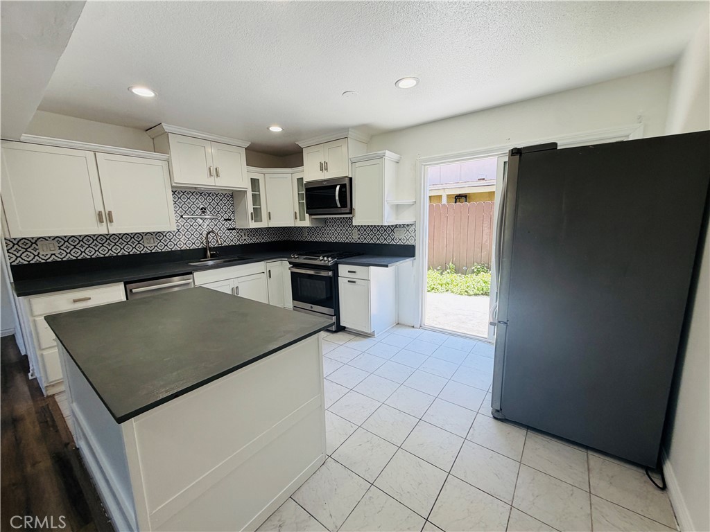 630 S Knott 54 Property Photo 6